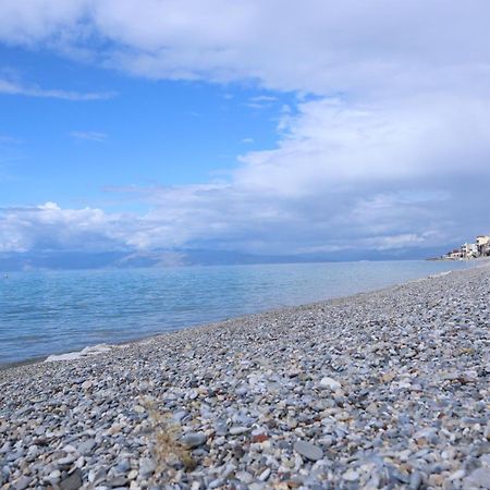 Seaside House With Garden Villa Derveni Buitenkant foto